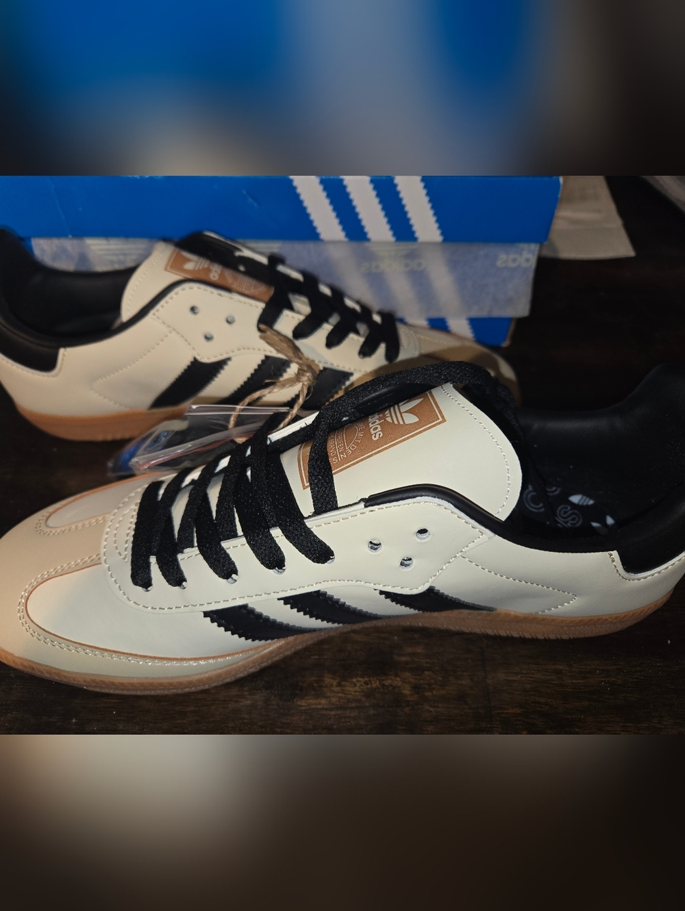adidas Women’s 9.5 Cream & Black Samba OG Orignal New In Box